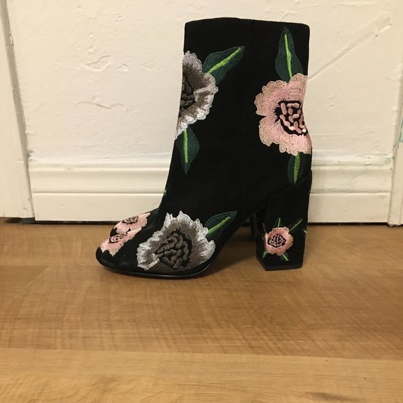 REBECCA MINKOFF Velvet Embroidered Boots (7.5) - Picture 2 of 4